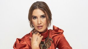 Yelda Kırçuval, evinin önündeki ormanda nöbet tutuyor