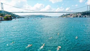 Dünyanın ilk kıtalararası triatlon yarışı İstanbul Boğazı'nda!