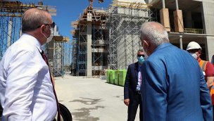 Başkan Erdoğan, Barbaros Hayrettin Paşa Camisi inşaatını inceledi