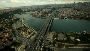 Okulların açıldığı ilk gün İstanbul’da trafik yoğunluğu yaşanıyor
