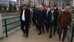 Bakan Karaismailoğlu, Sinop'ta sel bölgesinde incelemelerde bulundu