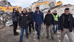 Bakan Kurum, İzmir depreminin birinci yılı dolayısıyla mesaj yayımladı