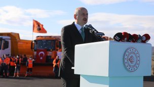 "1915 Çanakkale Köprüsü'nü 18 Mart'tan önce açmak için çalışıyoruz"