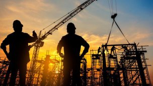 Türk inşaatçılar 2021'de yurt dışında 29,3 milyar dolarlık iş üstlendi