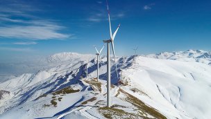 Van'daki rüzgar enerjisi santralinde 50 bin haneye elektrik üretiliyor