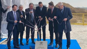 Şişecam, Avrupa'daki ilk cam ambalaj tesisini Macaristan'a kuruyor