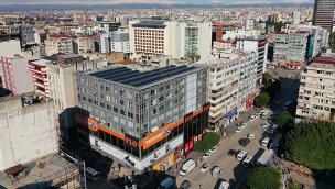 Enerjisa, Adana'da Teknosa mağazasına güneş enerjisi santrali kurdu