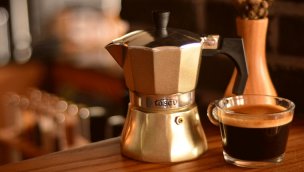 Lezzetli kahveler için ideal tercih Taşev Romano Moka Pot!