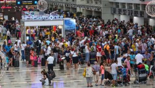 Antalya'ya hava yoluyla gelen turist sayısı 6 milyonu aştı!