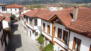 Osmaneli'nin sokakları restorasyonla güzelleşiyor!