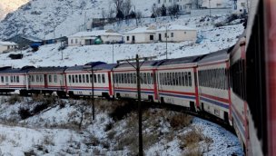 "Kars-Erzurum Turistik Ekspresi" ilk seferine başlıyor