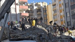 Antalya'daki bazı oteller kapılarını depremzedelere açtı!