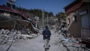 Depremlerde ticaret alanlarıyla 750 bin bağımsız bölüm hasar gördü
