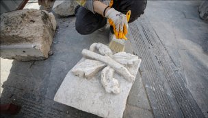 Depremde yıkılan Antakya Ulu Camisi'ndeki eserler kurtarılıyor