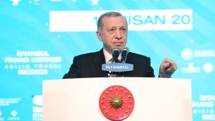 Cumhurbaşkanı Erdoğan: "İstanbul yeniden finans merkezi olma görevini üstleniyor"