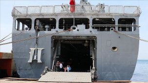 Yüzer hastane TCG Bayraktar'da 15 bin depremzedeye hizmet verildi