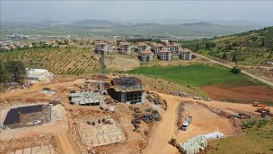 Türkoğlu'nda deprem konutları yükselmeye başladı!
