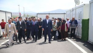 Kültür ve Turizm Bakanı Malatya'da konteyner kentleri ziyaret etti!