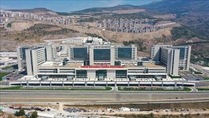 İzmir Bayraklı Şehir Hastanesi hasta kabulü için gün sayıyor!