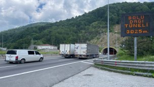 Bolu Dağı Tüneli geçişinde bayram trafiği önlemleri alındı!