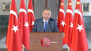 Cumhurbaşkanı Erdoğan: "Şehirlerimiz hem güzelleşecek hem depreme hazırlıklı hale gelecek."