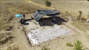 Elazığ'da tesadüfen bulunan tarihi mozaikler gün ışığına çıkarılıyor!