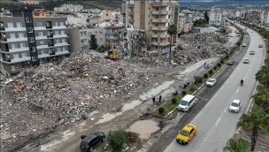 Deprem bölgesinde elektrik ve gaz borçları silinmeye devam ediyor!