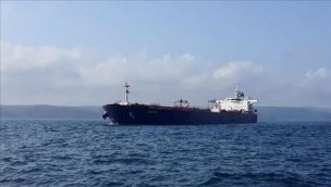İstanbul Boğazı'nda gemi trafiği arızalanan tanker nedeniyle kapandı!