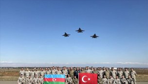 Türk F-16'ları Azerbaycan'da!