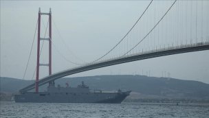 TCG Anadolu Çanakkale Boğazı'ndan geçti!