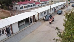 Osmaniye Bahçe ilçesinde yapılan 95 prefabrikten 65'i tamamlandı!