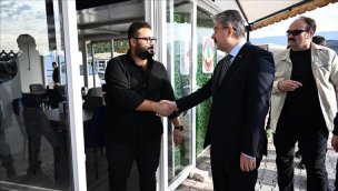 Depremzede esnaf için hazırlanan konteyner çarşı tamamlandı!