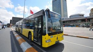 İstanbullular geceleri toplu taşımayla ulaşımda zorlanıyor!