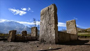Selçuklu Mezarlığı'nda sandukalı mezar ortaya çıkarıldı!