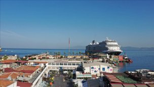 Kuşadası kruvaziyer turizminde 1 milyon turist hedefliyor!