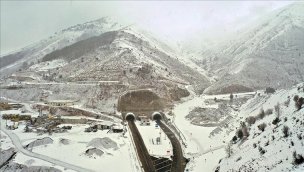 2 bin 200 rakımlı Eğribel Geçidi'nde çift tüplü tünelle kesintisiz ulaşım!