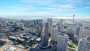 İş dünyasının prestijli adresi Kristal Kule'de teslimler başladı!