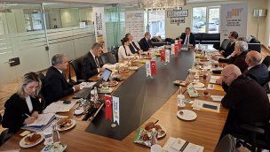 YÜF'te Konukoğlu yeniden başkan oldu