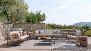 Sessiz lüks ve minimalist yaşam alanları yazlıklara taşındı
