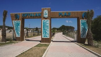 Eyüpsultan Çiftalan Plajı hizmete açıldı!