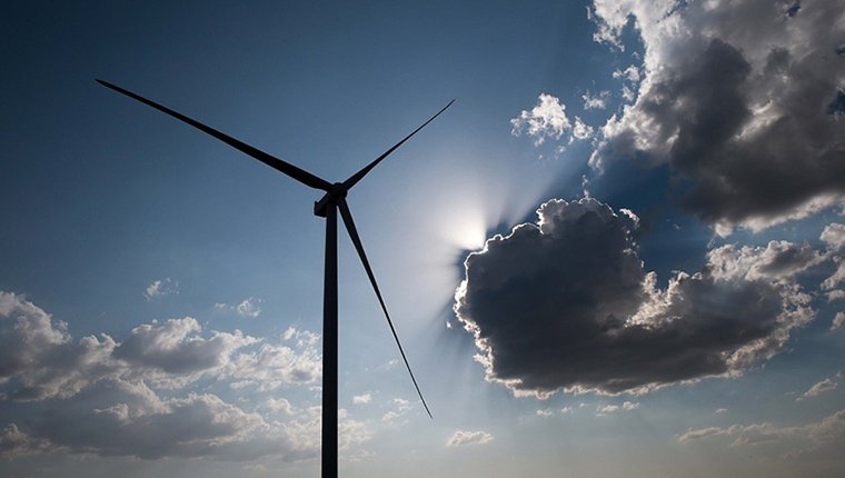 Türkiye'nin rüzgar enerjisi kurulu gücü 10 bin megavatı aştı