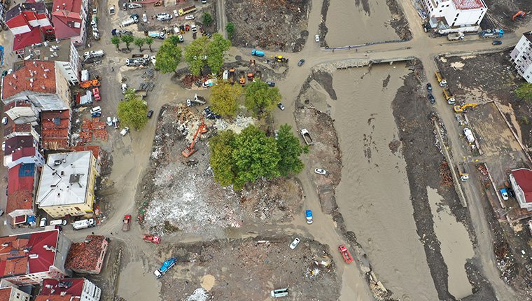 Bozkurt'ta sel felaketinin izleri siliniyor