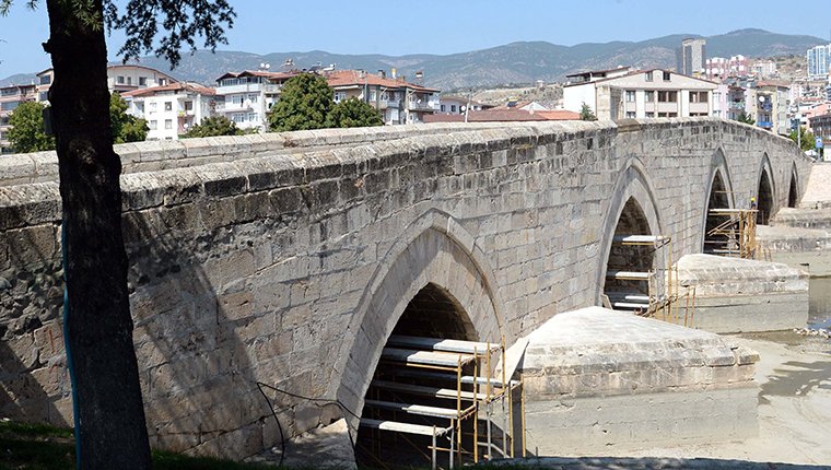 Tokat'ta 771 yıllık Hıdırlık Köprüsü'nün restorasyonu tamamlandı