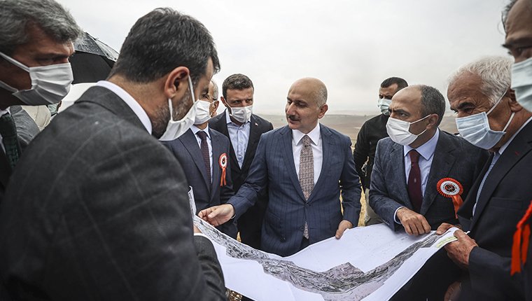 Beypazarı-Nallıhan bölünmüş yolu ulaşımı 14 dakikaya indirecek