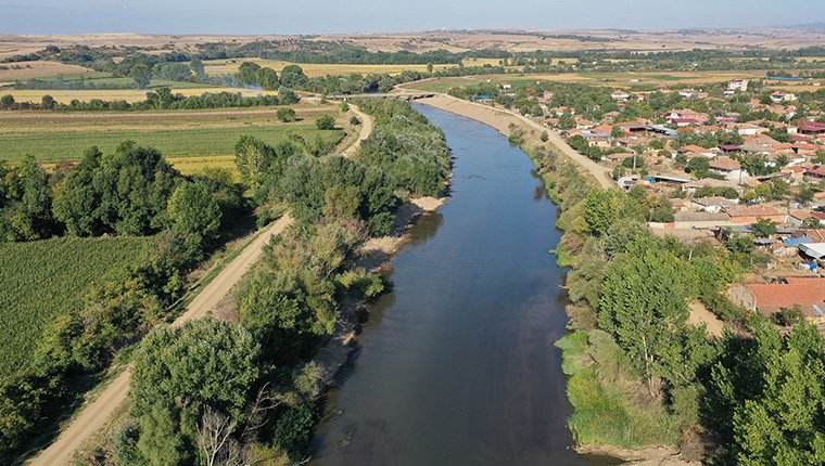 Tunca Nehri'nde kuraklığın etkisi görülüyor