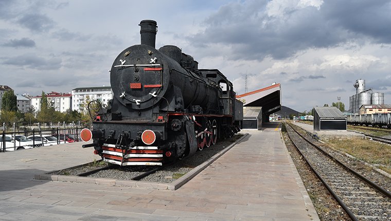 Doğu Ekspresi, yaz sezonunda turistlerden büyük ilgi gördü
