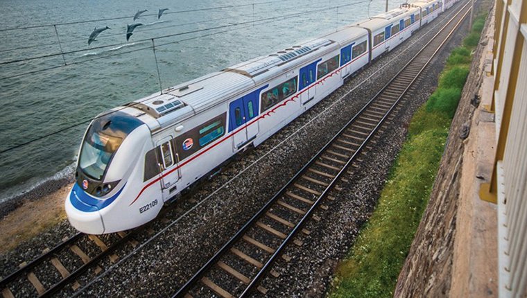 İZBAN'da seferler durdu!