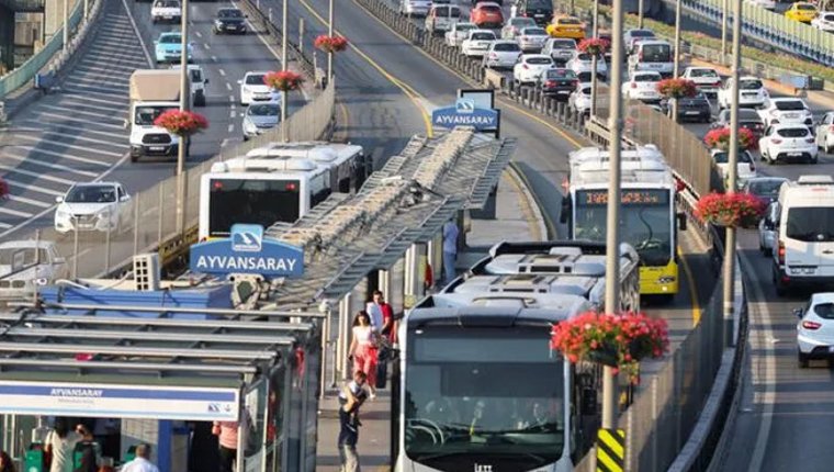 Sağlık çalışanlarına yılsonuna kadar ücretsiz ulaşım imkanı!