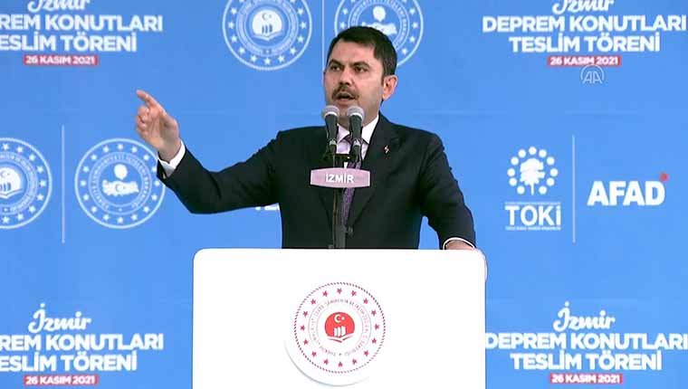 Bakan Kurum: “Konutlarımızı teslim etmenin mutluluğunu, gururunu, heyecanını yaşıyoruz”