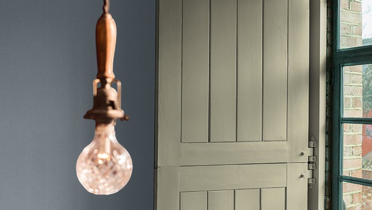 Marshall’dan bir ilk: Solvent bazlı panel kapı boyası